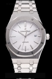 Replique Montre Audemars Piguet Royal Oak Cadran Blanc Boîtier En Acier Inoxydable Et Bracelet En121560